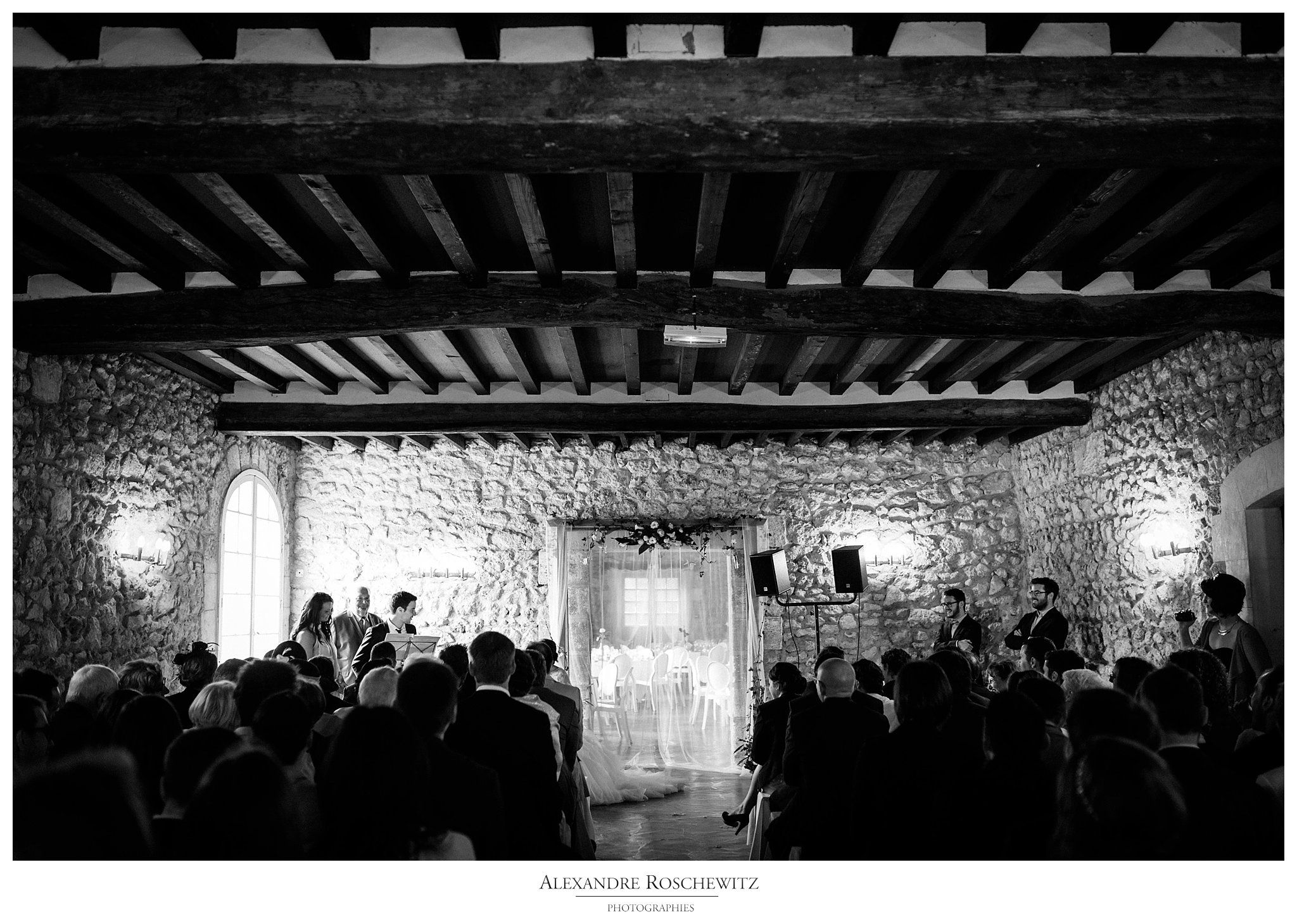 Les photos du mariage de Maud et Anthony à Mérignac, puis au Château Cujac à Saint-Aubin de Médoc. Alexandre Roschewitz Photographies