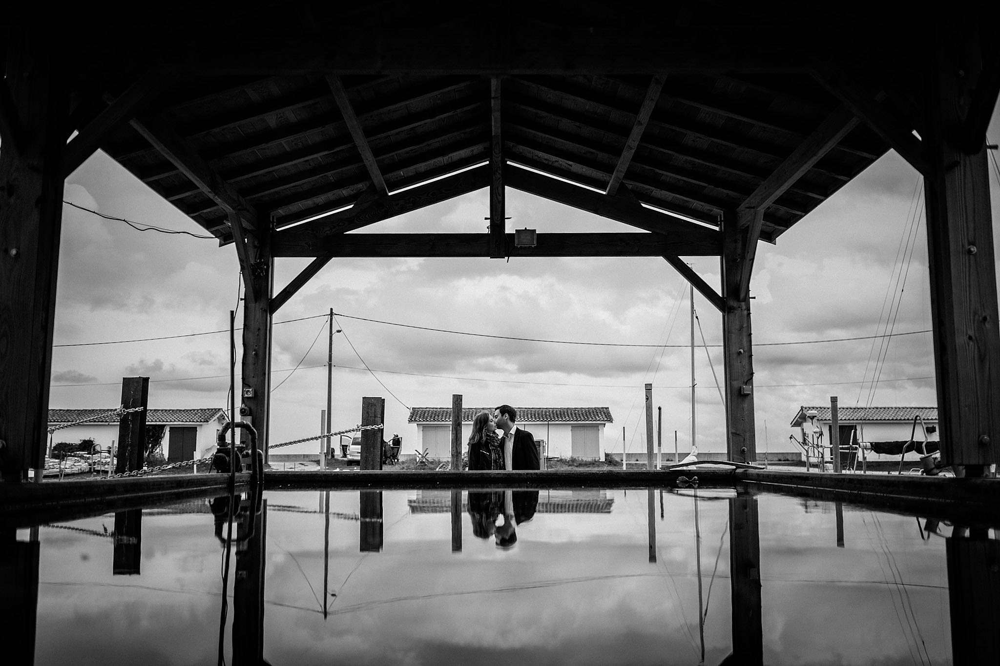 Séance photo engagement à Andernos. Photographe mariage bassin d'Arcachon.