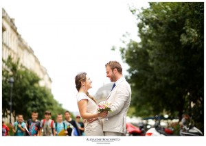 Un teaser du mariage d'Olivia et Cyril à Bordeaux, puis au Château Pape Clément à Pessac.