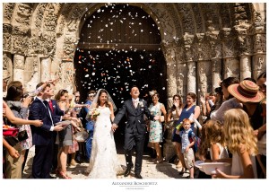 Aperçu des photos du mariage international de Jennifer et Amory, à Saintes et au Château La Roche Courbon. Alexandre Roschewitz Photographies.