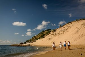 Les photos de la séance EVJF d'Anne à la Corniche d'Arcachon et à la Dune du Pilat. Alexandre Roschewitz, photographe EVJF bassin d'Arcachon.