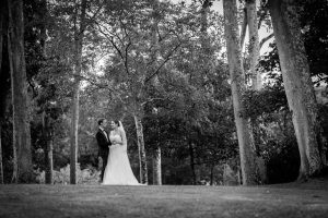 Un aperçu des photos du mariage de Mathilde et Adrien en Dordogne et en Gironde, à Sainte-Foy la Grande, Pellegrue, Lamothe Montravel au Château Vieux.
