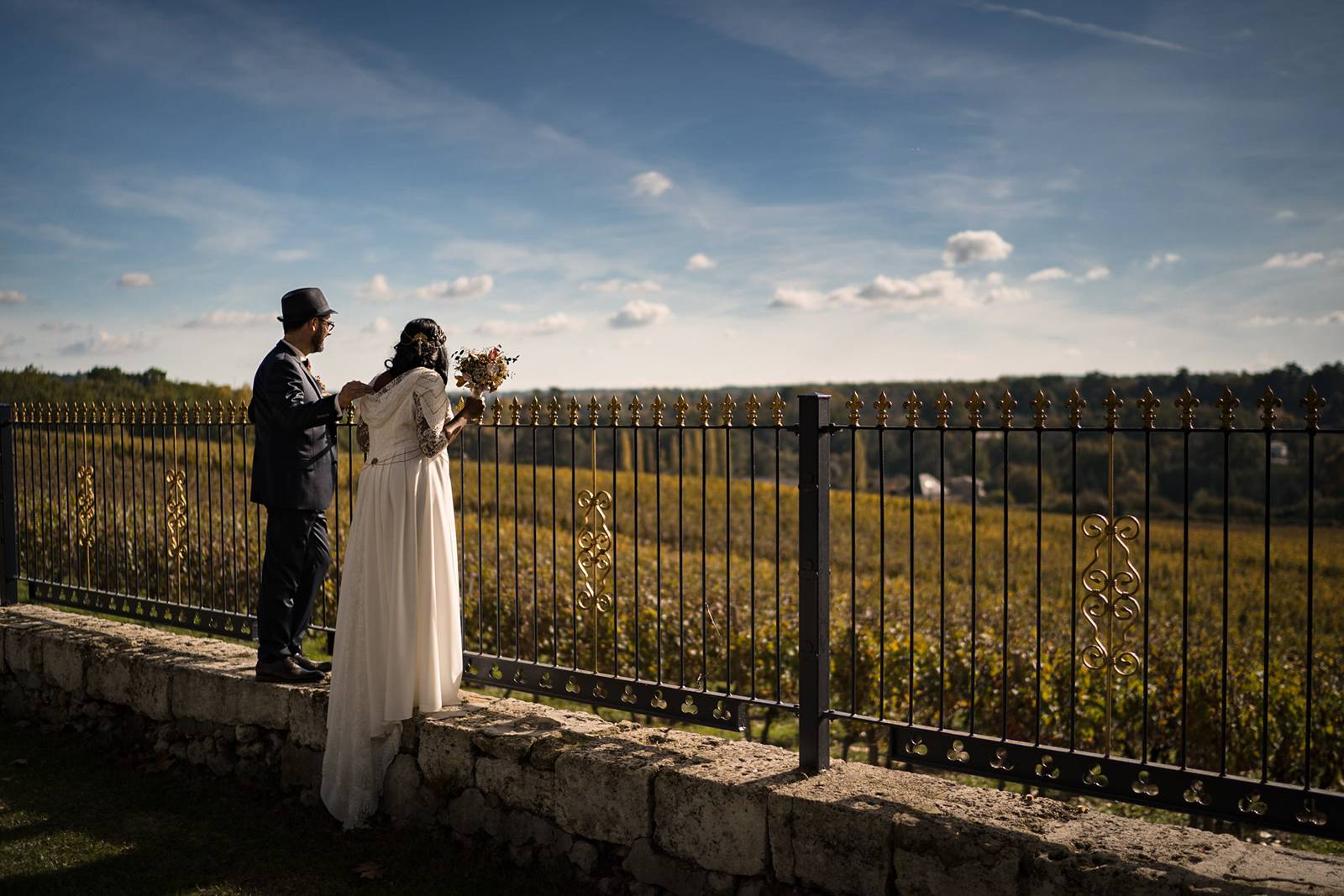 Le reportage photo du mariage Lysianne et Thierry, entre Inde et France, au Chateau de La Ligne, et à Villenave d'Ornon. Alexandre Roschewitz Photographe.