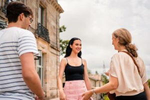 Mariage au château grattequina. Photographe mariage naturel en Gironde.