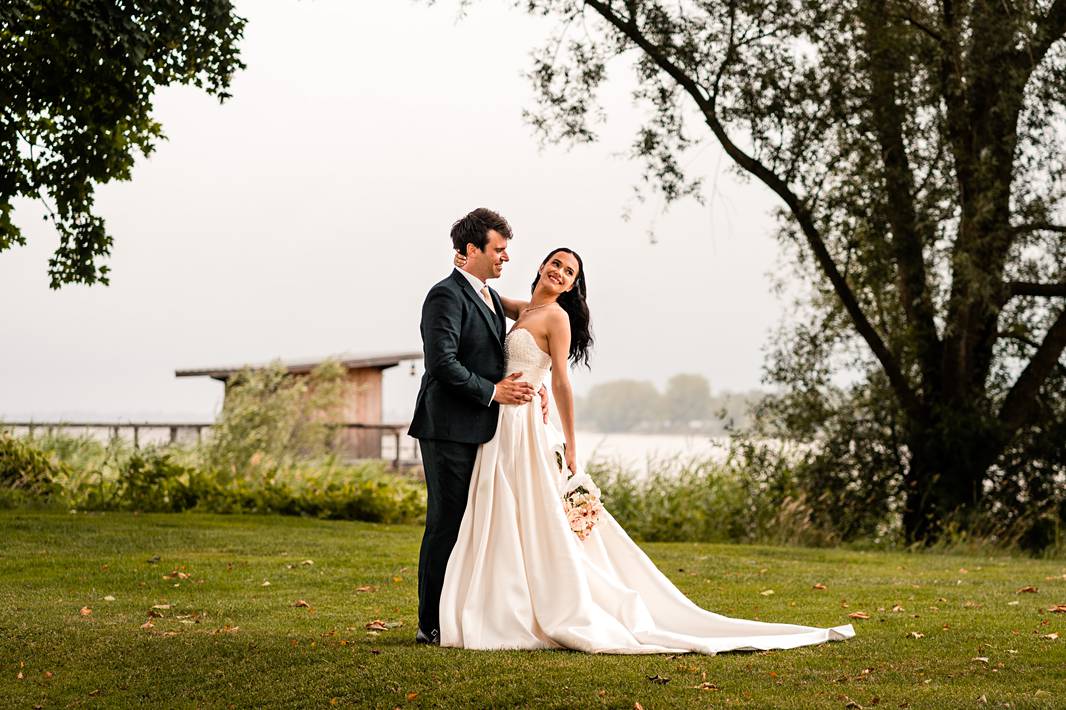 Mariage au château grattequina. Photographe mariage naturel en Gironde.