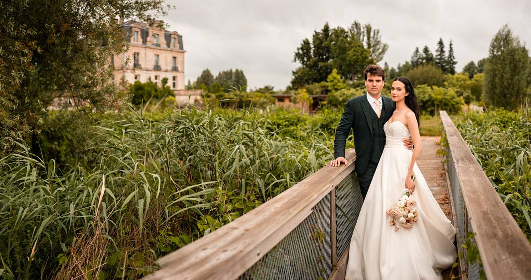 Mariage au château grattequina. Photographe mariage naturel en Gironde.