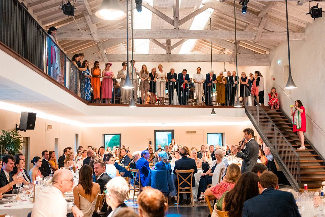 Mariage au château grattequina. Photographe mariage naturel en Gironde.