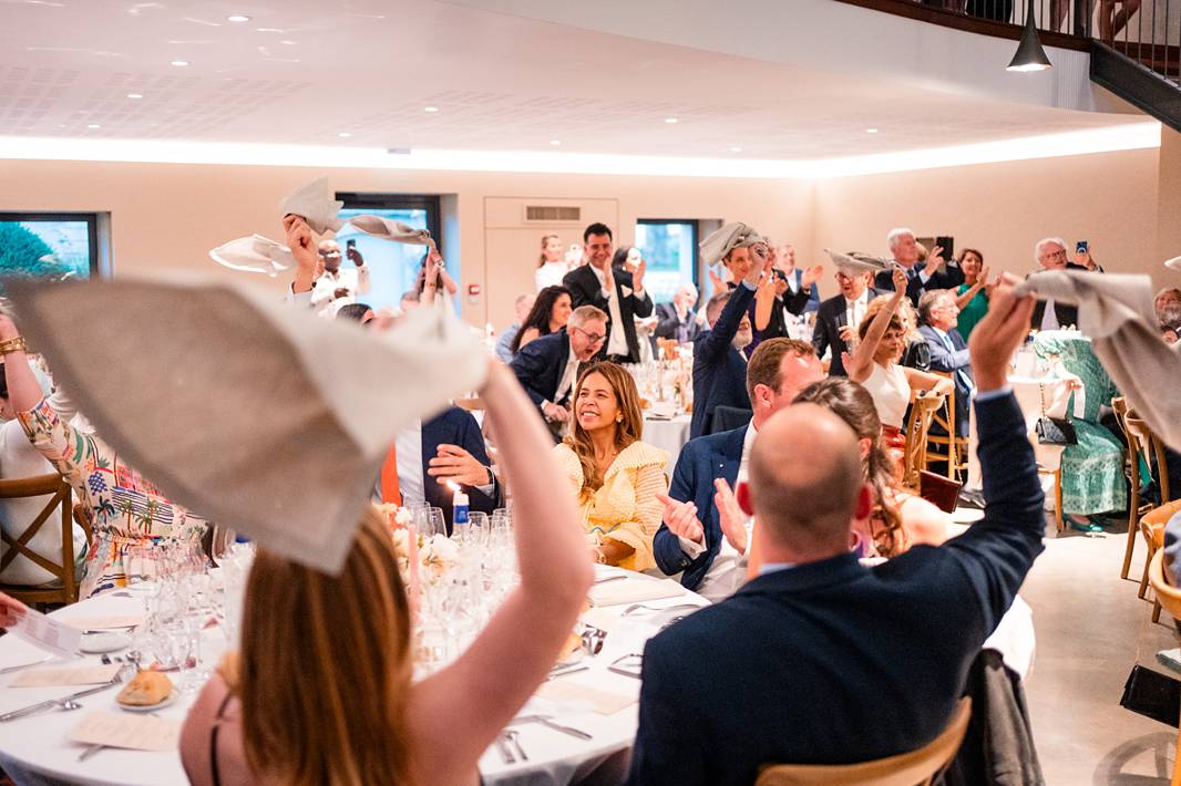 Mariage au château grattequina. Photographe mariage naturel en Gironde.