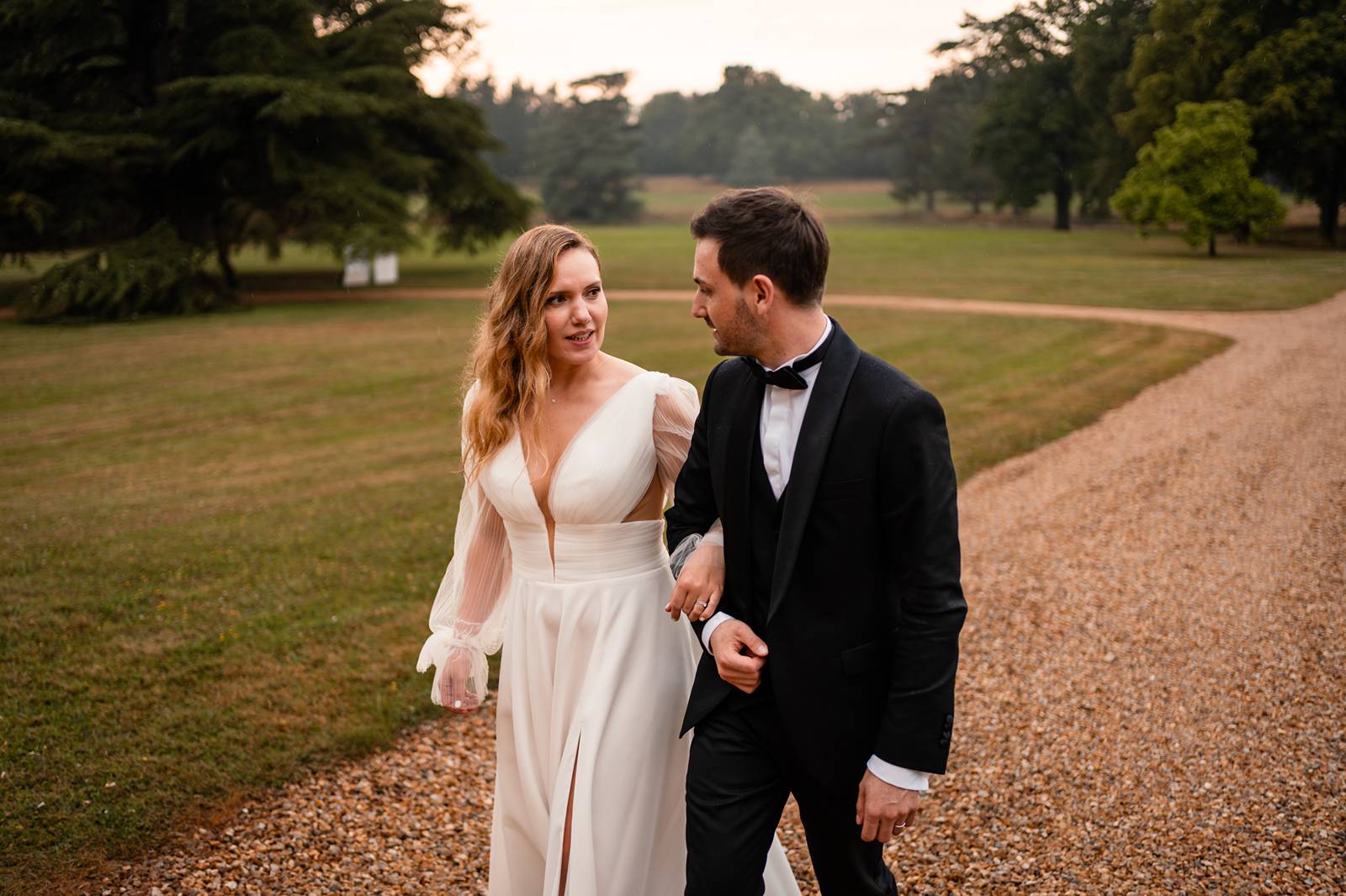 Mariage au Château de Courtalain, chic et bohème. Photos du vin d'honneur cocktail en Eure-et-Loir.