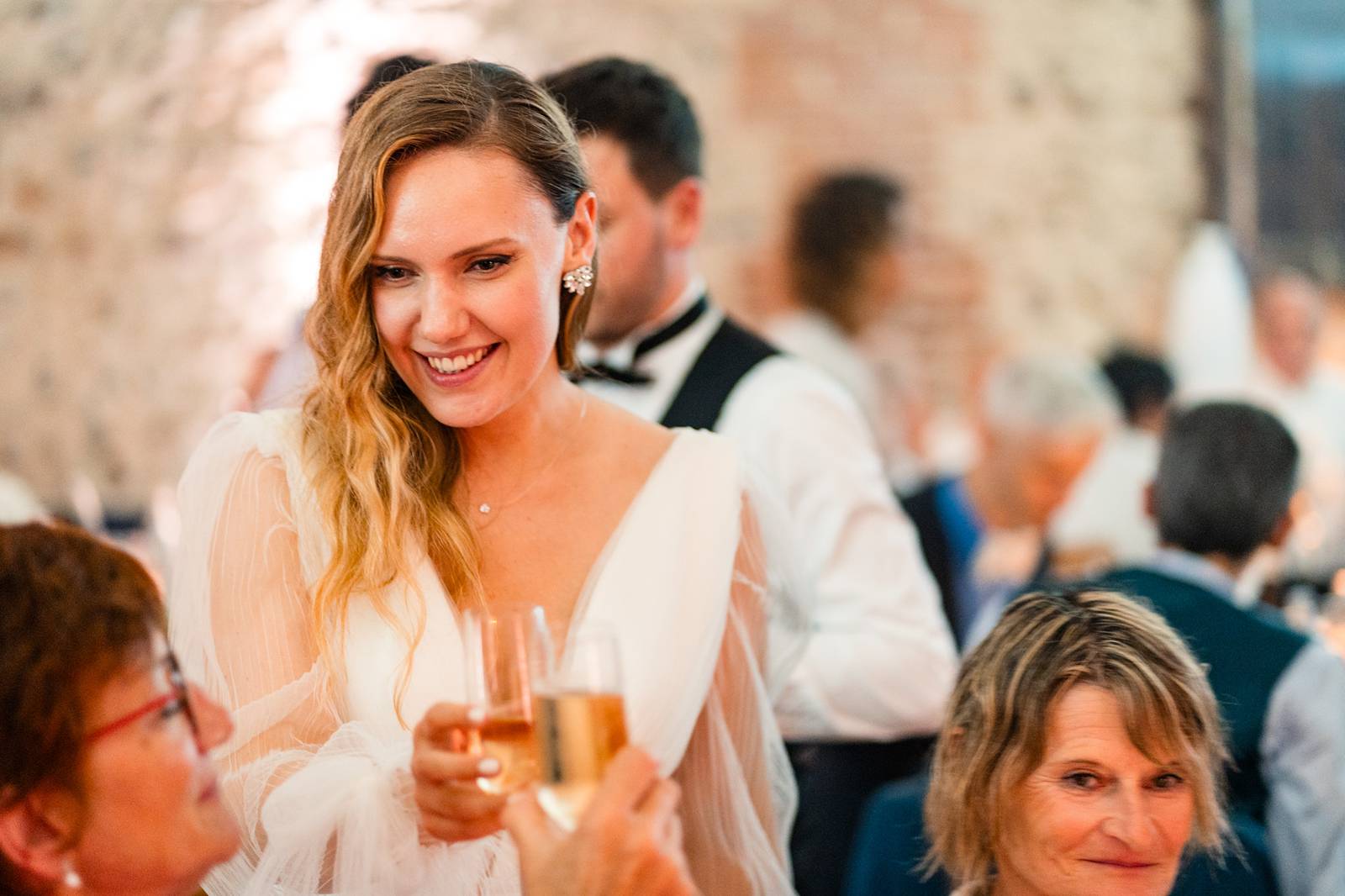 Mariage au Château de Courtalain, chic et bohème. Photos de la soirée de mariage en Eure-et-Loir.