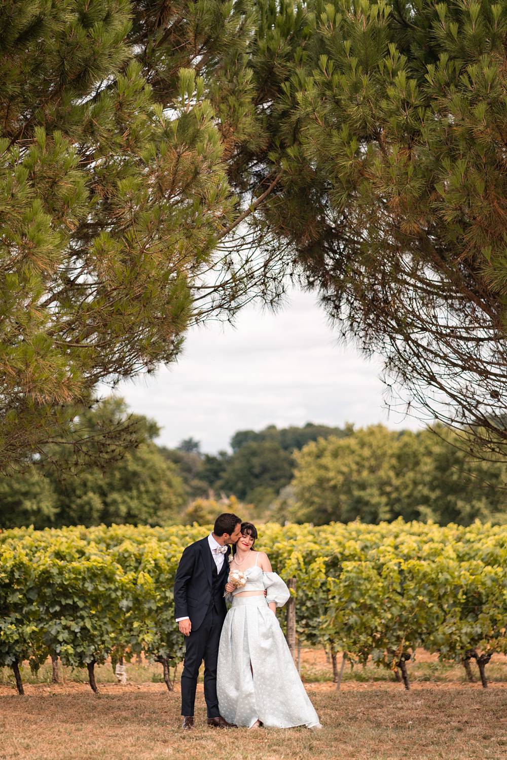 Mariage au Château Flojague proche de Saint-Emilion en Gironde, photos de préparatifs à la maison à Lugaignac.