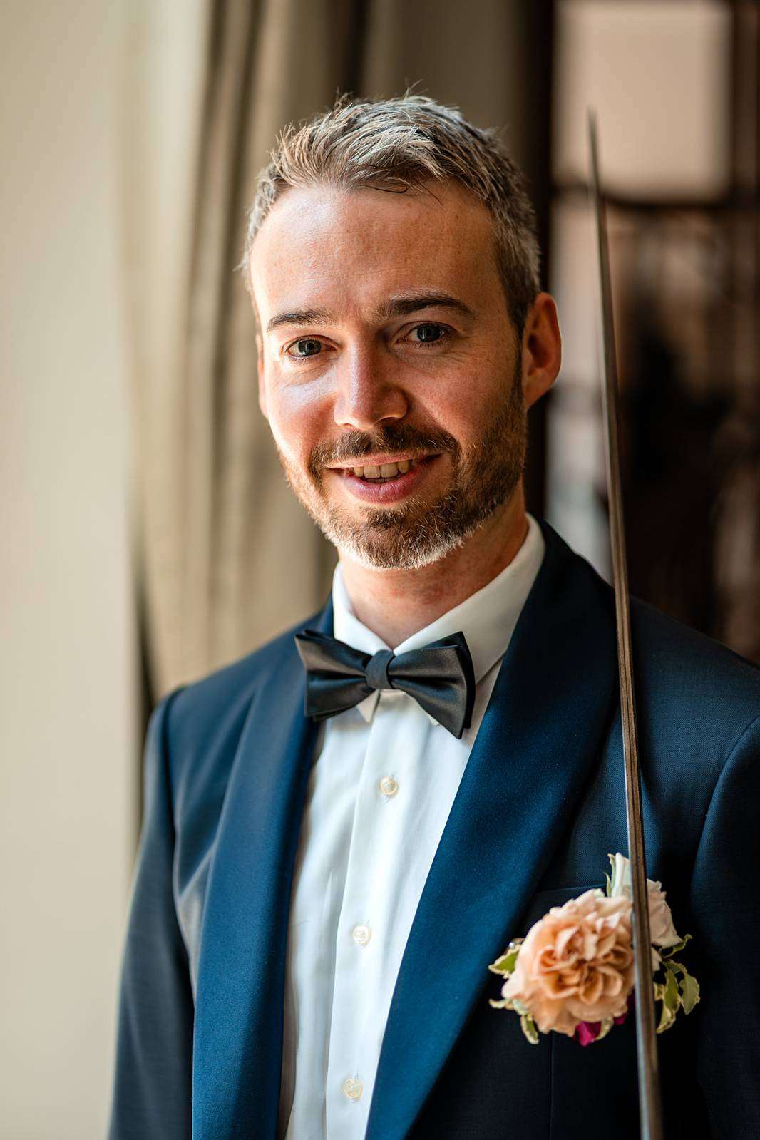 Photographe et reportage photo d'un mariage religieux au Domaine de La Fauconnie en Dordogne organisé par une Wedding planner avec un traiteur eco-responsable.