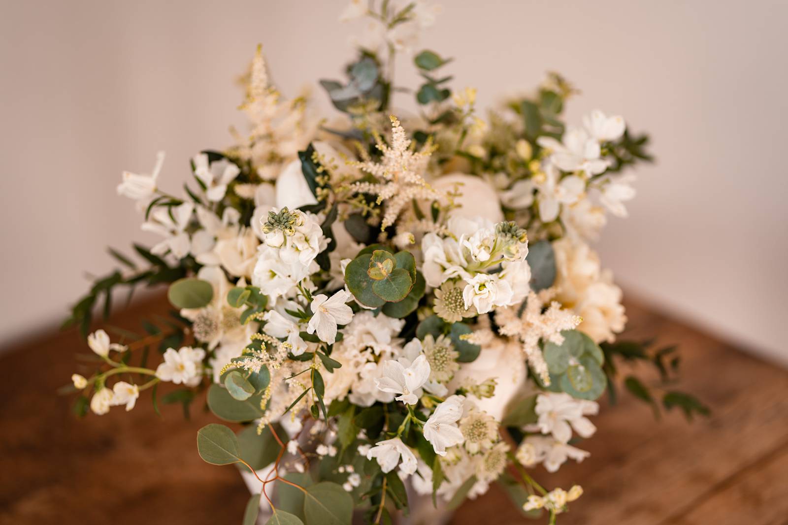 Mariage laïque au Domaine de La Fauconnie, en Dordogne.