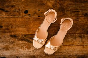 Mariage laïque au Domaine de La Fauconnie, en Dordogne.