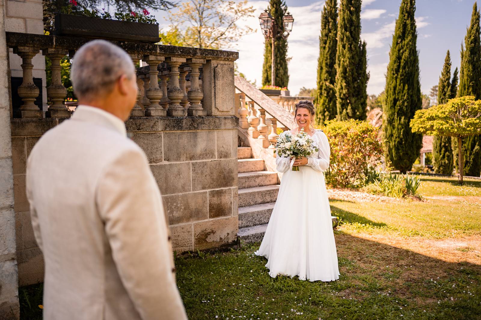 Mariage laïque au Domaine de La Fauconnie, en Dordogne.