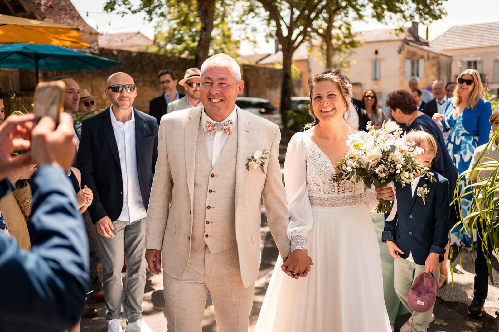 Mariage laïque au Domaine de La Fauconnie, en Dordogne.