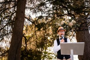Mariage laïque au Domaine de La Fauconnie, en Dordogne.