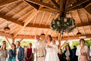 Mariage laïque au Domaine de La Fauconnie, en Dordogne.