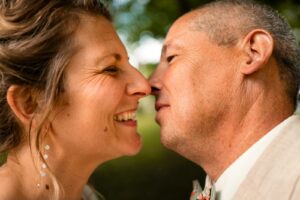 Mariage laïque au Domaine de La Fauconnie, en Dordogne.