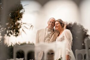 Mariage laïque au Domaine de La Fauconnie, en Dordogne.