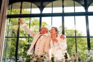 Mariage laïque au Domaine de La Fauconnie, en Dordogne.