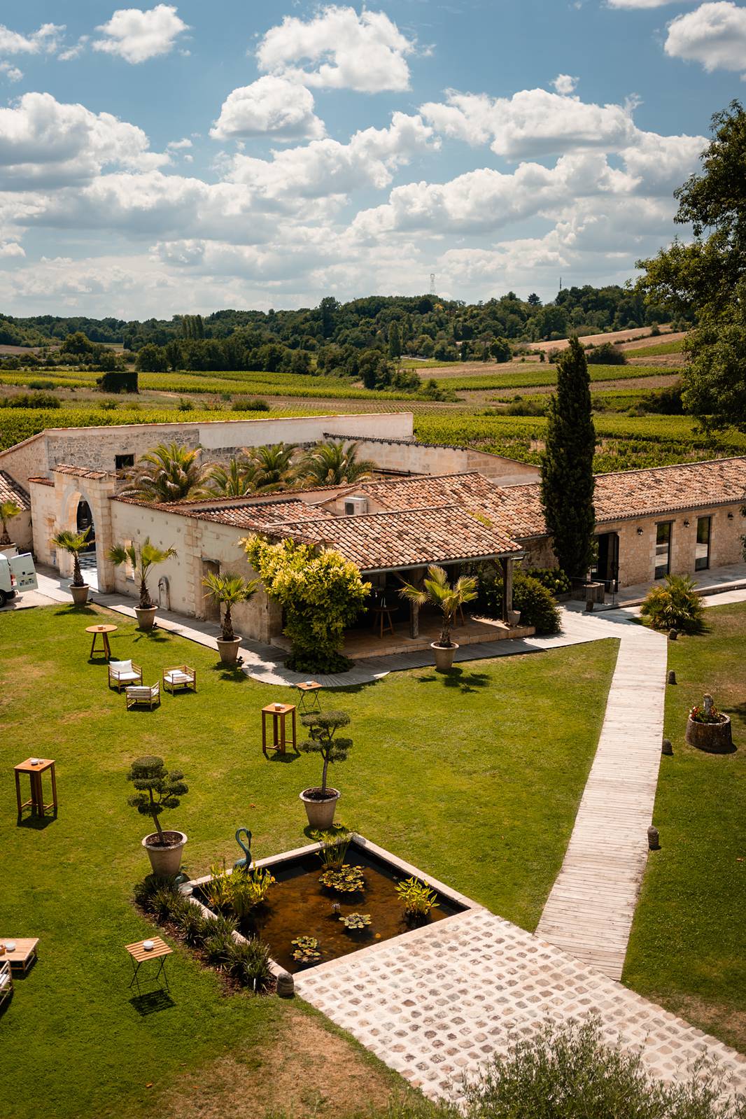Vin d'honneur haut de gamme au Château de Garde