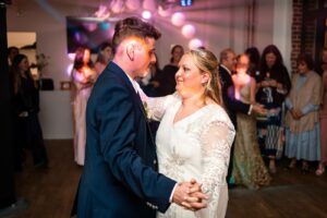 Première danse des mariés au Château de Bonnemare, Normandie