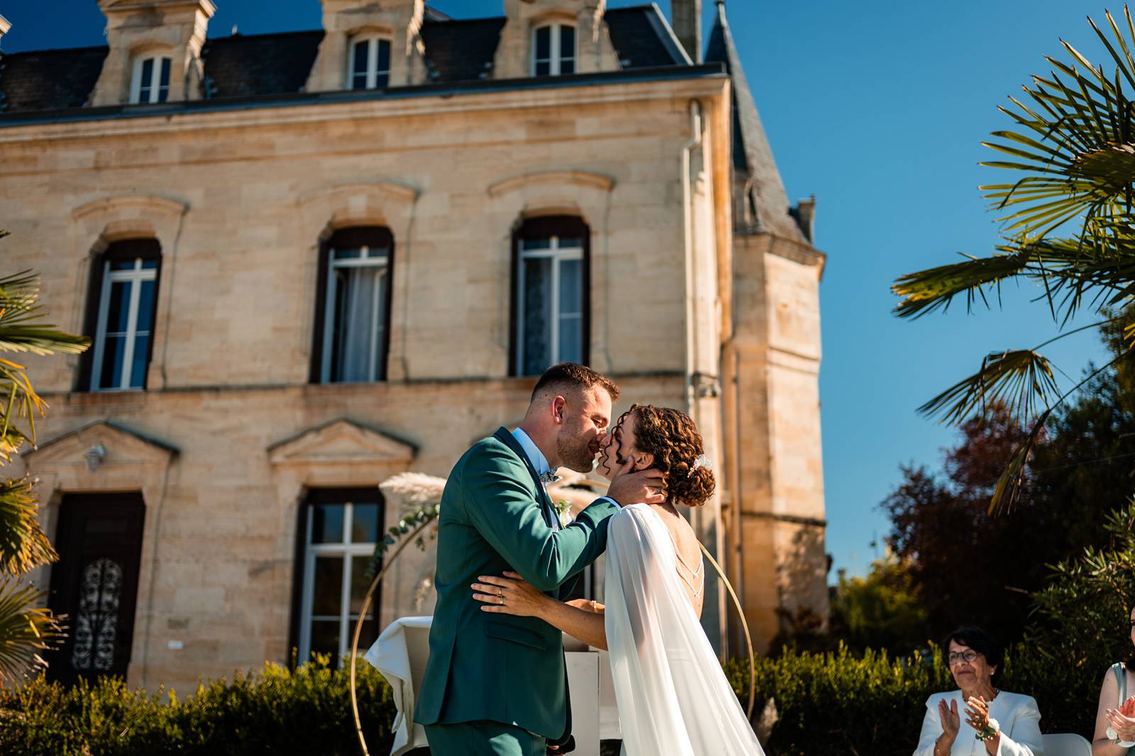 Échange des vœux de Laura et Tristan devant leurs invités