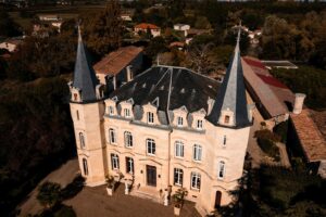 Château Pontet d'Eyrans pris au drone lors d'un mariage