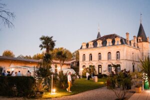 Vin d’honneur dans les jardins du château