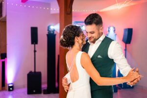 Ouverture de bal dans la salle de réception au Château Pontet d'Eyrans