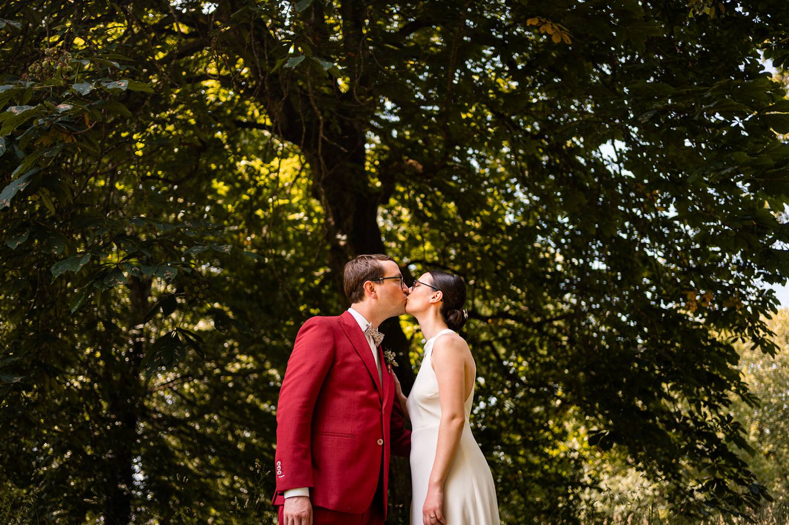 photos de couple au Château de Saint-Cyr-du-Gault