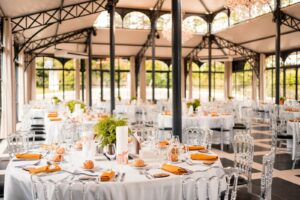 Mariage haut de gamme au Domaine de La Fauconnie en Dordogne. Luxury wedding in Domaine de La Fauconnie in Dordogne.