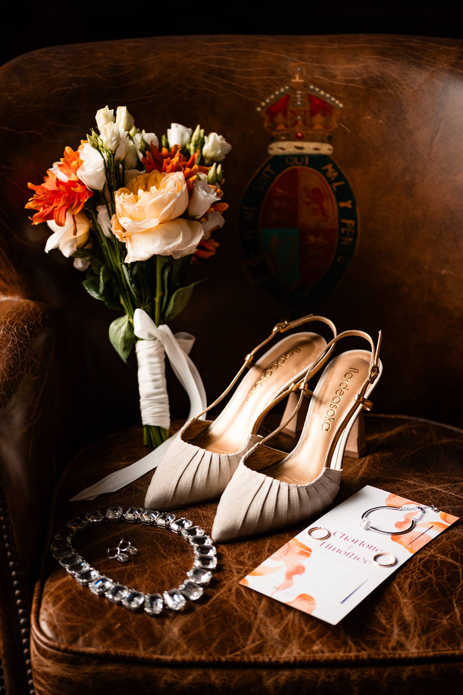 Mariage haut de gamme au Domaine de La Fauconnie en Dordogne. Luxury wedding in Domaine de La Fauconnie in Dordogne.