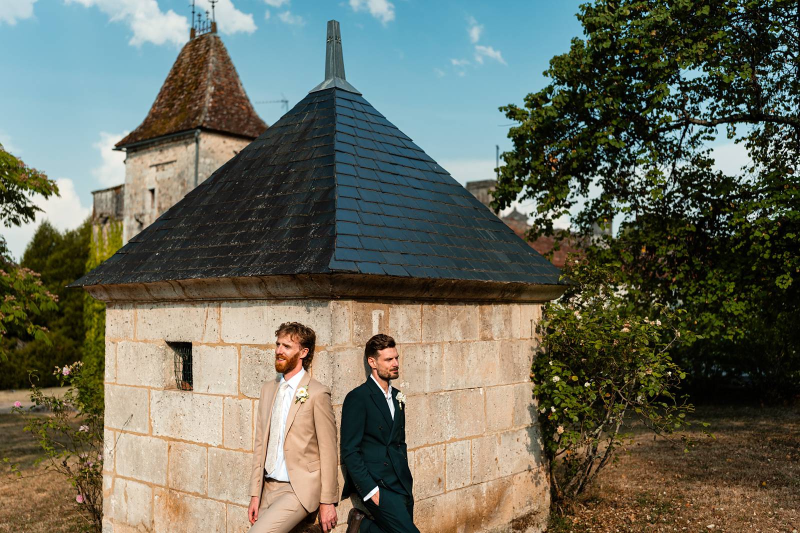wedding couple pictures at chateau de maumont - photos de couple mariage au Château de Maumont