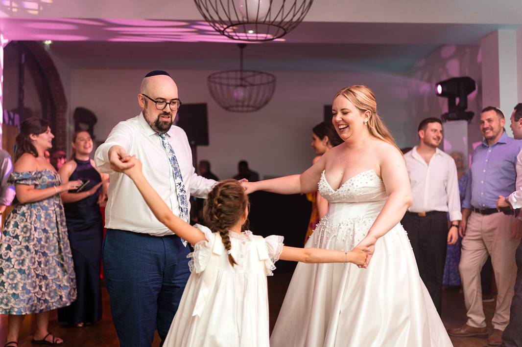 Jewish wedding dance at Château de Bonnemare.