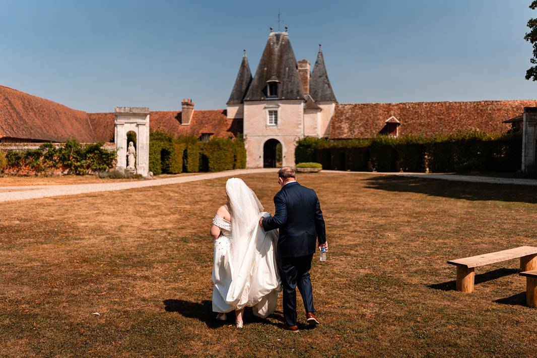 Jewish wedding tish at Château de Bonnemare.