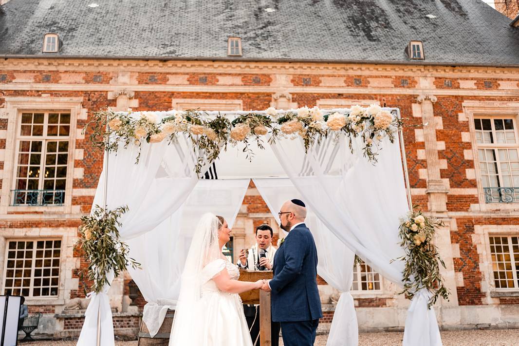 Jewish wedding Kiddushin at Château de Bonnemare.