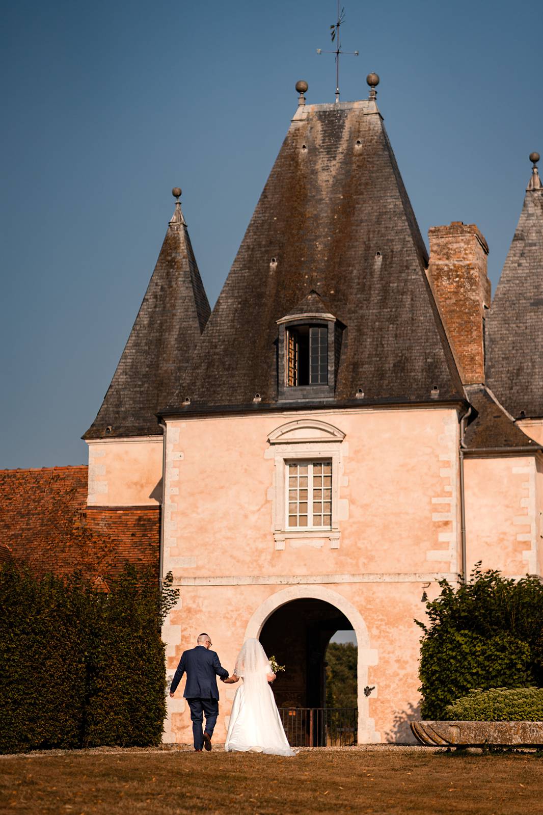 Jewish wedding Yichud at Château de Bonnemare.