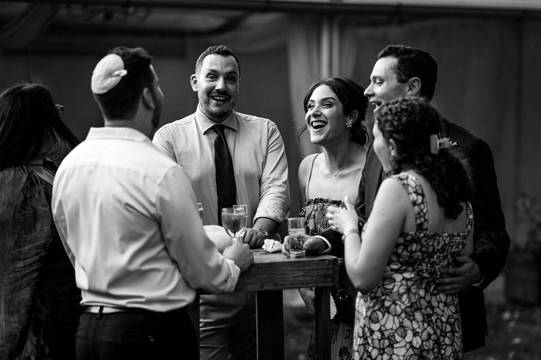 Jewish wedding cocktail at Château de Bonnemare.