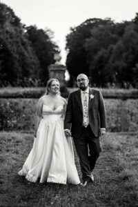 Jewish wedding couple pictures at sunset at Château de Bonnemare.