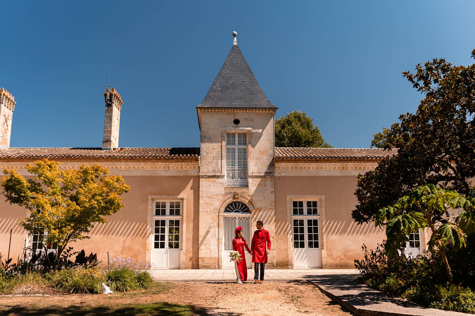Mariage civil au Château Lescombes à Eysines