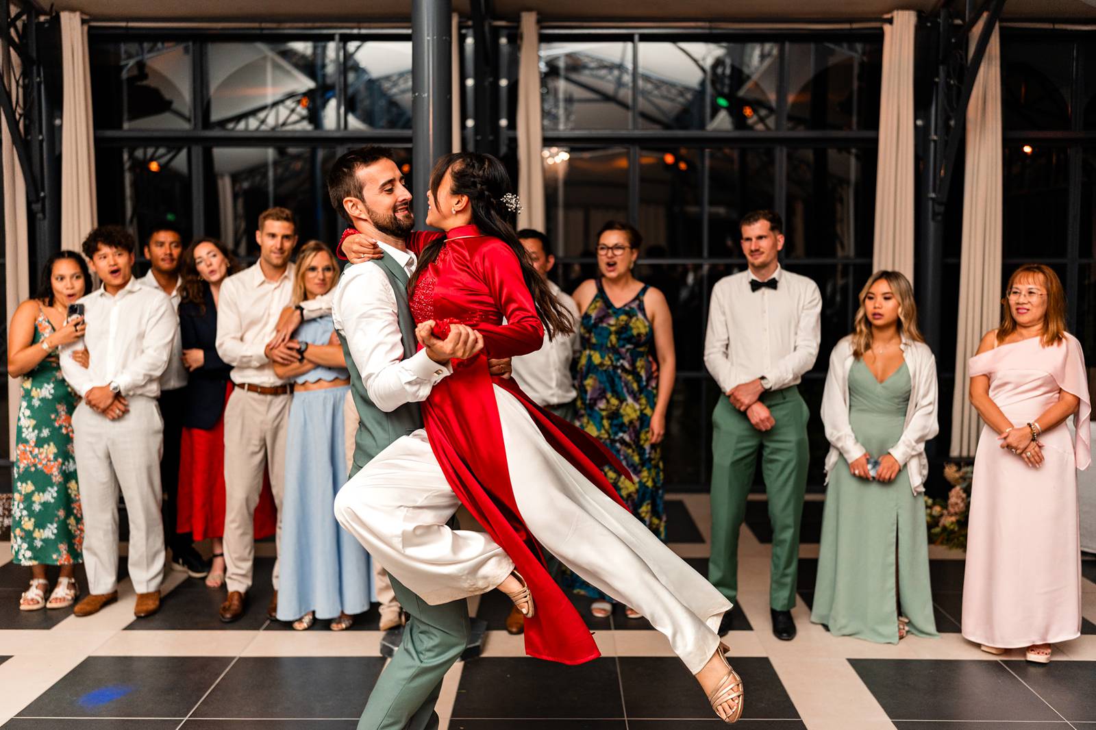Mariage franco-vietnamien au Domaine de La Fauconnie