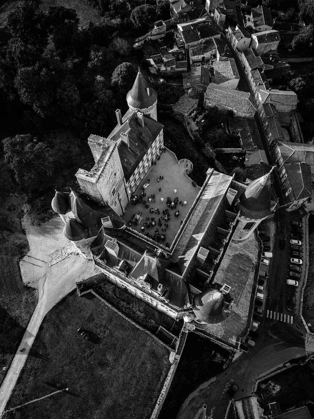 Mariage au Château de La Rochefoucauld - Drone